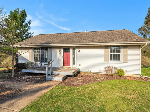 4262 Musbach Rd, Chelsea, MI 48118