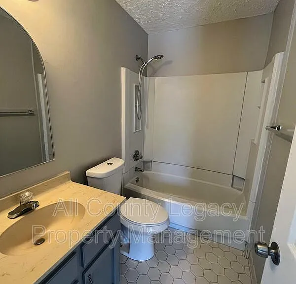 6123 Queen Anne Ct — Photo 9