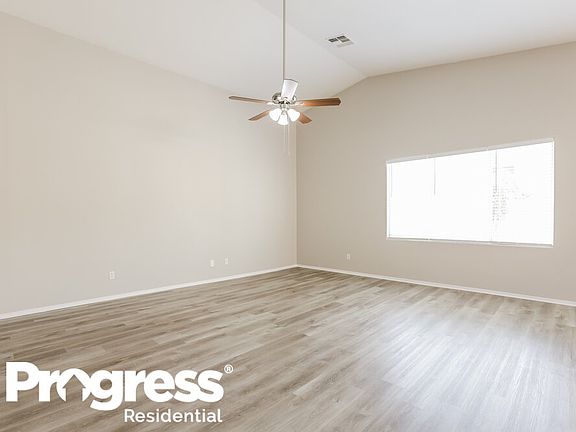 4th image of 18509 W Caribbean Ln