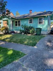 1824 Church St NE, Salem, OR, 97301