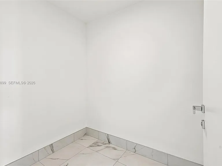 1179 E Hallandale Blvd #302 — Photo 25