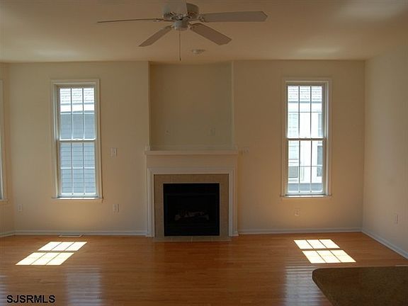5th image of 1708 Asbury Ave