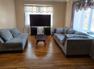 (Undisclosed Address), Cedarhurst, NY 11516