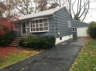 91 Hutton Rd, Clifton, NJ 07013