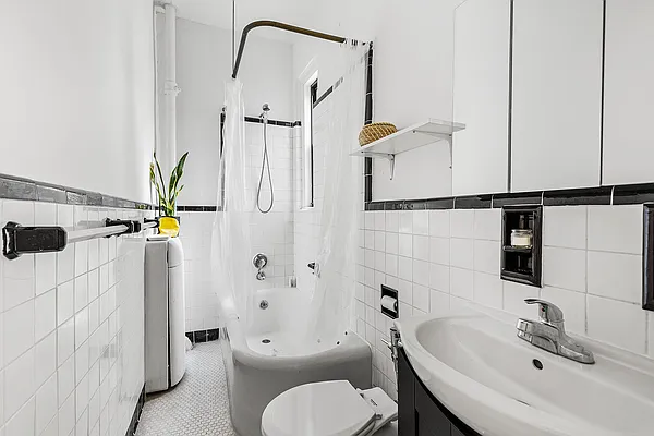 Sold by Corcoran | media 4