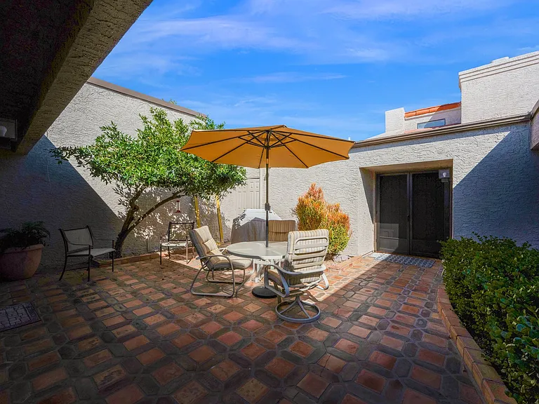 8208 E Del Cuarzo Dr — Photo 5