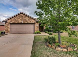 119 Robin Ln, Forney, TX 75126