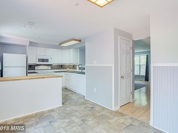 Spacious IKEA Kitchen