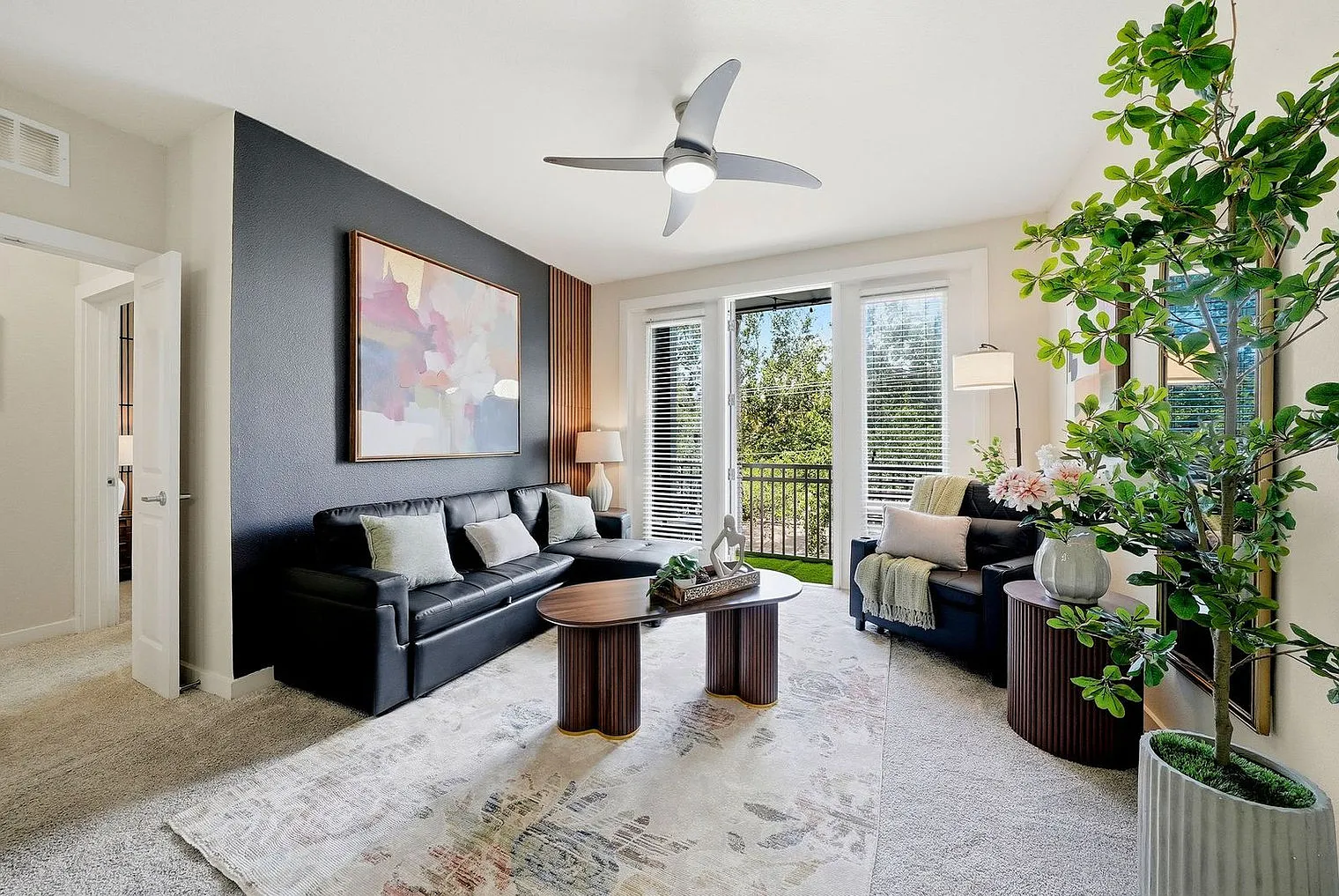 2 bed, 2.0 bath, 1097 sqft, $4,638 — Photo 1
