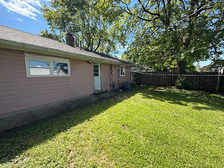 3631 Decamp Dr — Photo 15