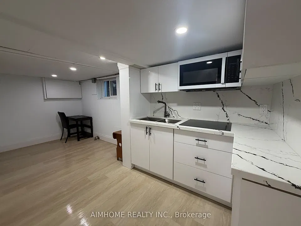 26 Patricia Ave #2