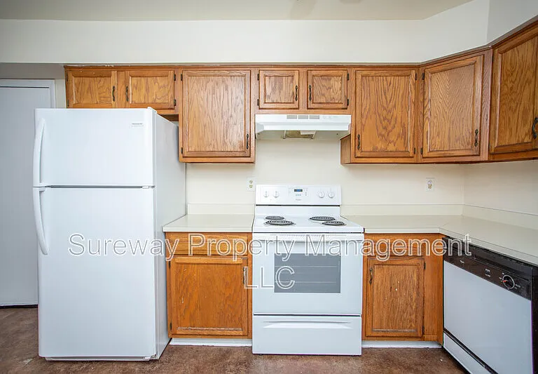 5729 Irving Ave — Photo 11