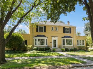 6557 N Ponchartrain Blvd, Chicago, IL 60646