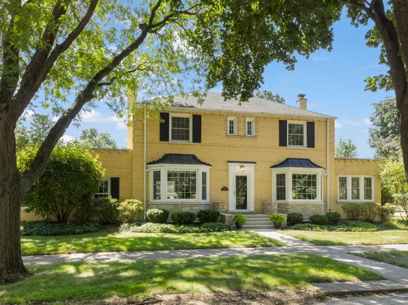 6557 N Ponchartrain Blvd, Chicago, IL 60646