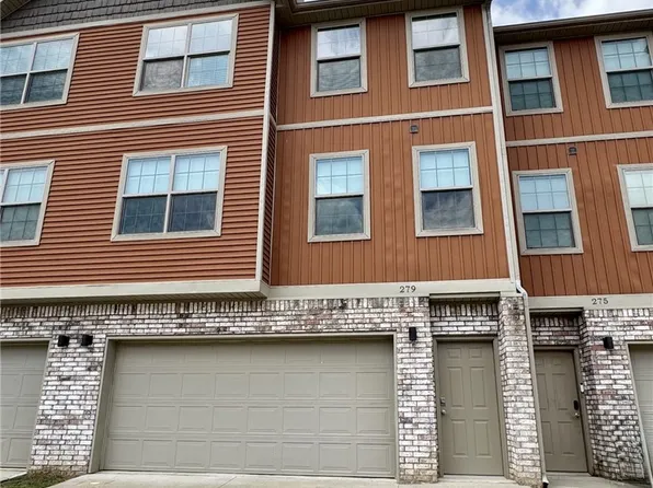 279 S Breakwater Ln, Fayetteville, AR 72704