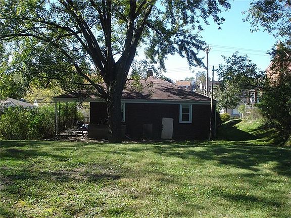 3rd image of 706 E Pgh McK Blvd