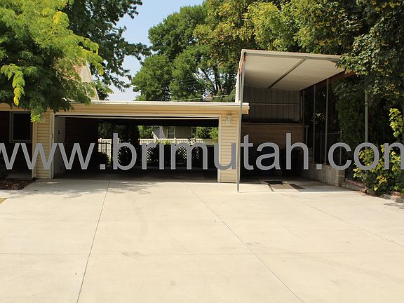 3rd image of 4192 S Holloway Dr