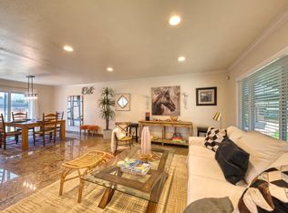 805 E Barkley Ave, Orange, CA 92867