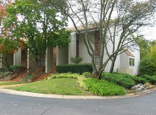 6166 Palomino Ct #1, West Bloomfield, MI 48322