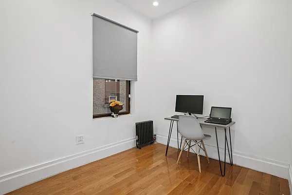 Sold by Compass | media 21