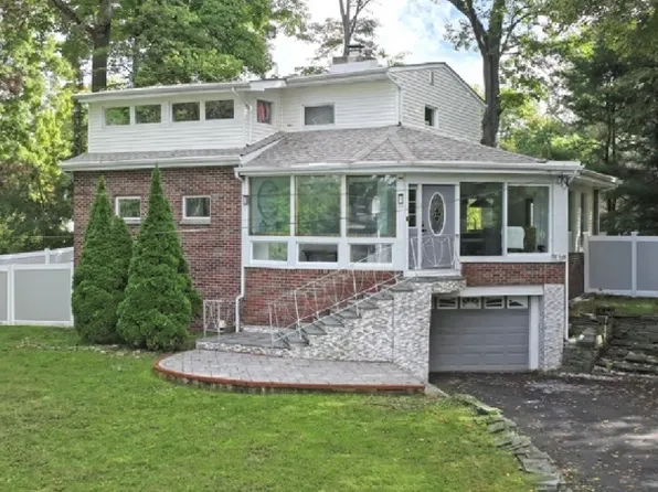 14 Bearfort Terrace, Ringwood Boro, NJ 07456