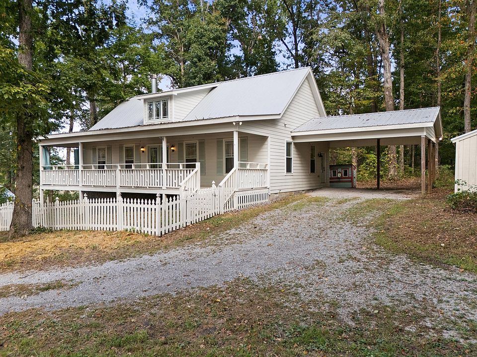 1st image of 423 Eastside Rd