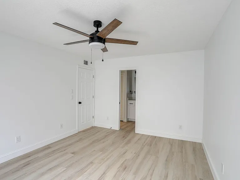 1111 Salerno Ct — Photo 15