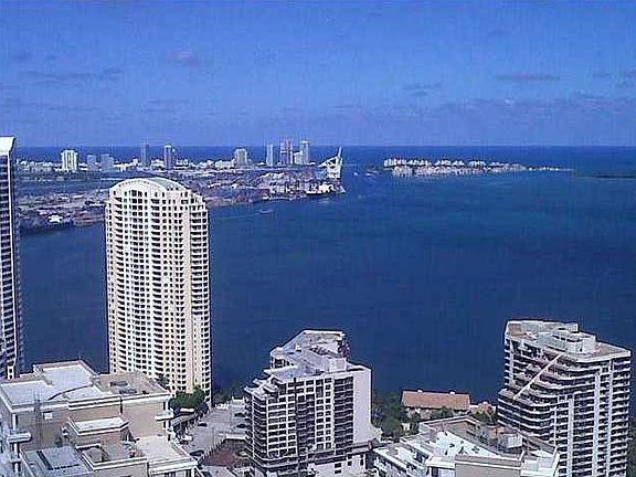 3rd image of 495 Brickell Ave APT 4701