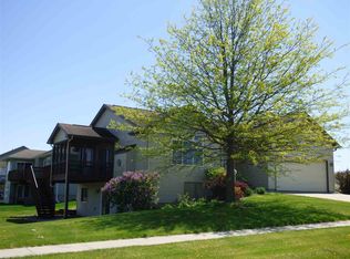 1270 Trinity Ln, North Liberty, IA 52317