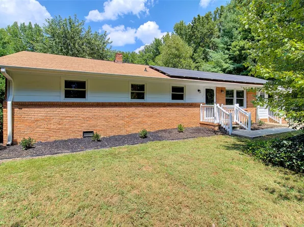 209 Ginger Ln, Easley, SC 29642