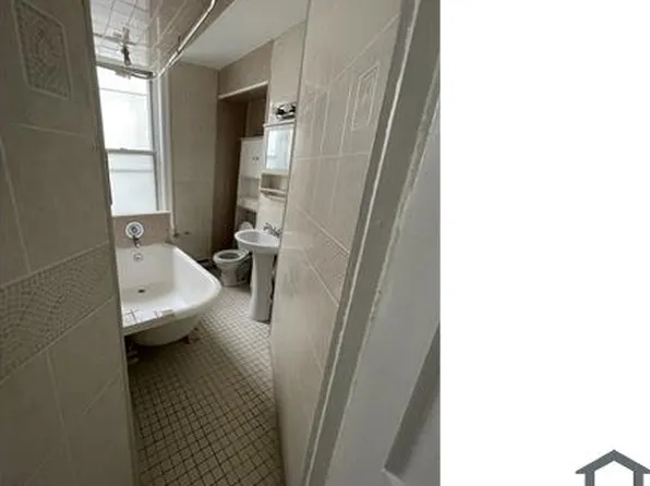 236 S 60th St, Philadelphia, PA 19139