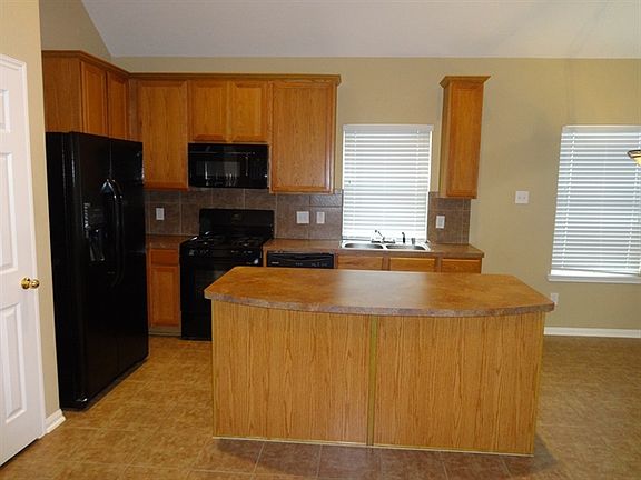 5th image of 18530 Windy Village Ln