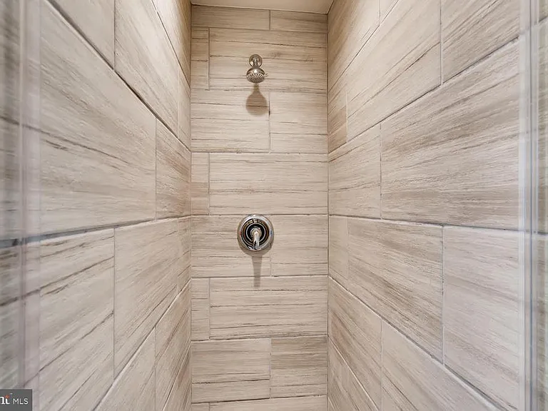 2217 Fleet St — Photo 9