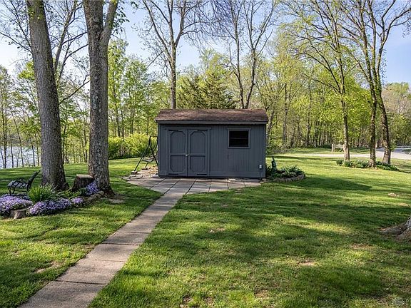 3rd image of 6671 McCoppin Mill Rd