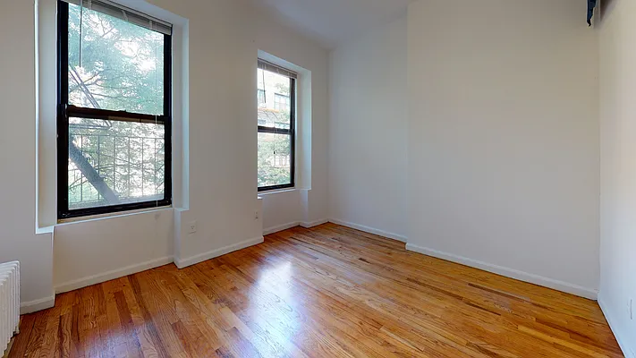 Rented by Bond New York | media 9