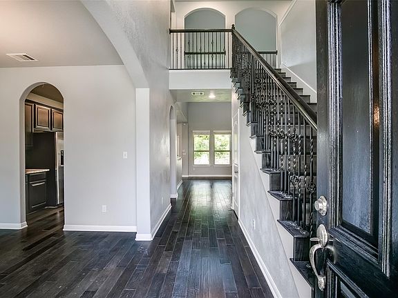 4th image of 2723 Enza Ct