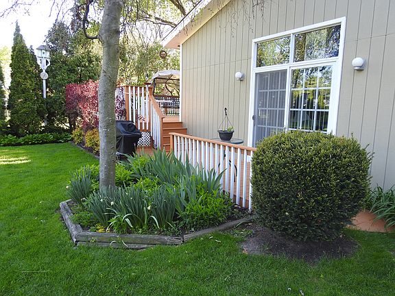 2nd image of 1505 S Monterey Ave