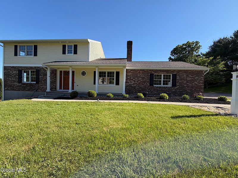3rd image of 16 Park Drive