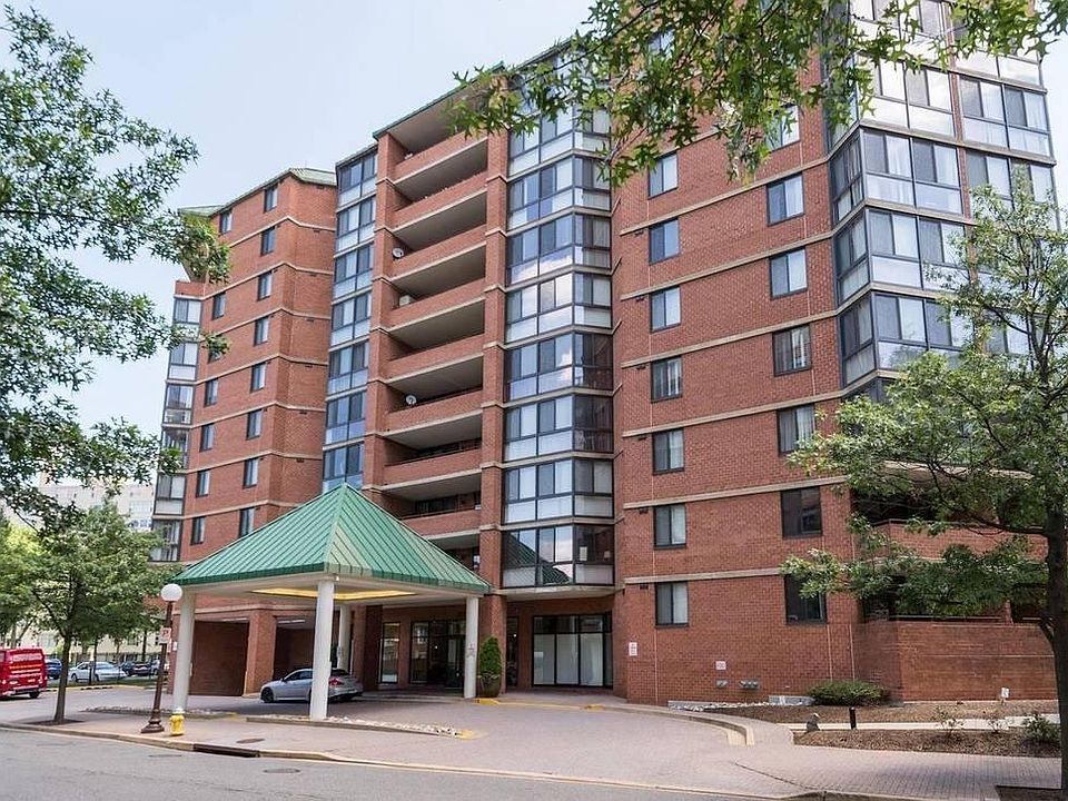 1st image of 1001 N Randolph St APT 508