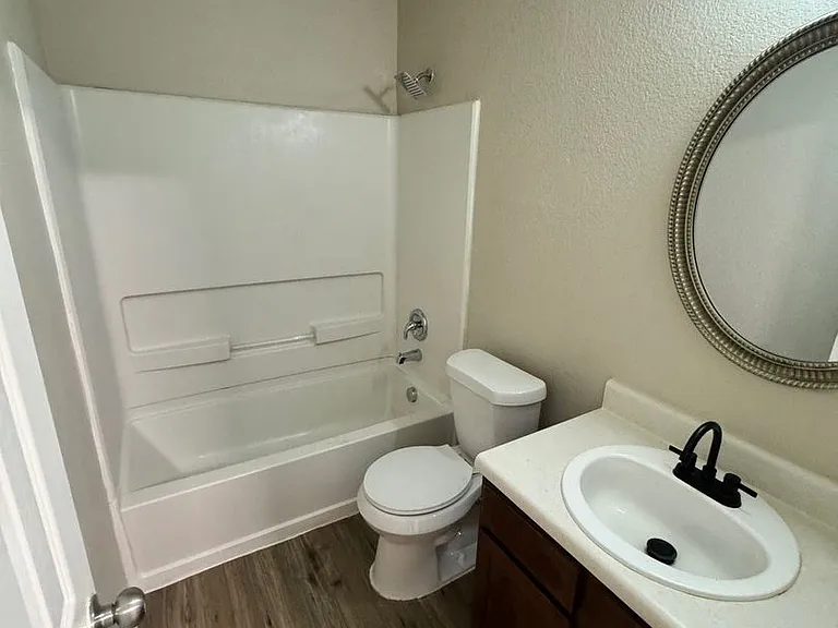 204 Pine Arbol — Photo 19