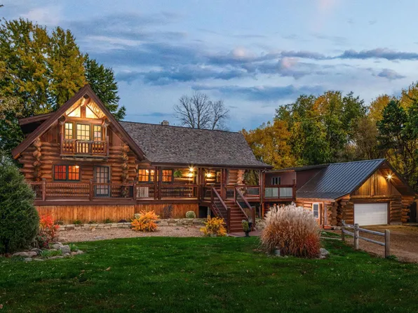 1455 Oxford Ave, Delano, MN 55328