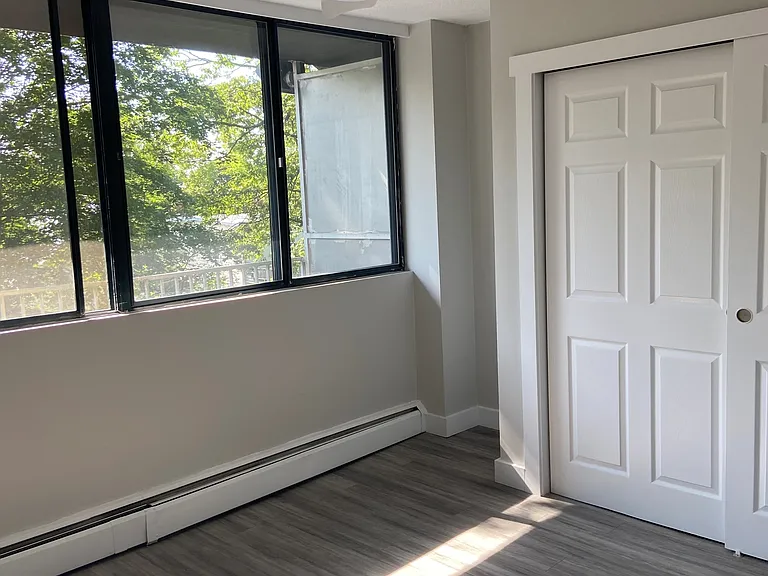 40 Rose St #102 — Photo 3