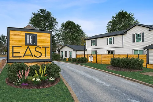 860 East Photo 1