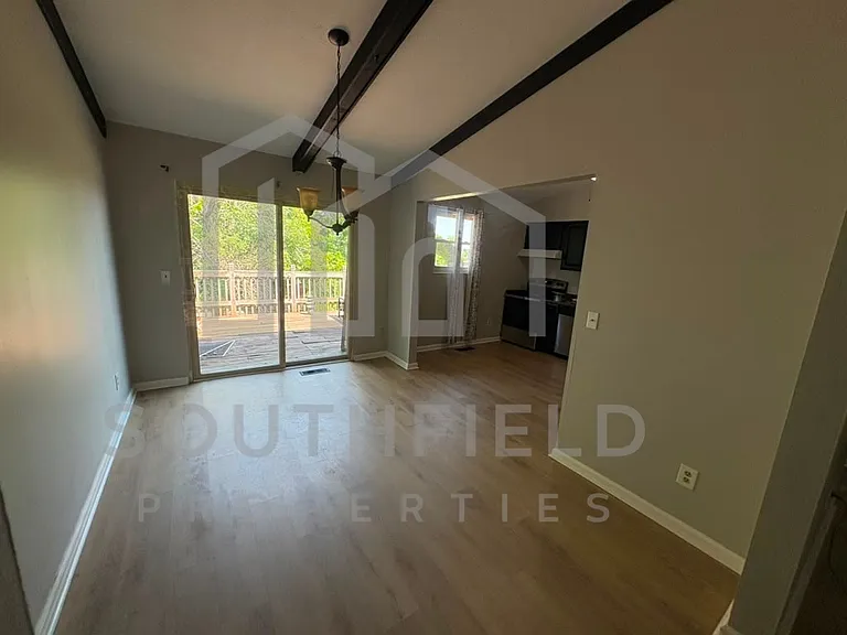 4410 N Bend Rd — Photo 8