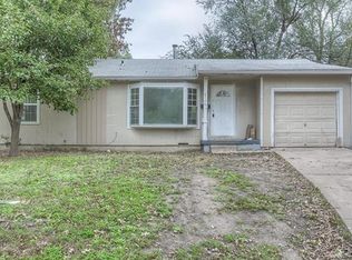 6106 E 148th Cir, Grandview, MO 64030