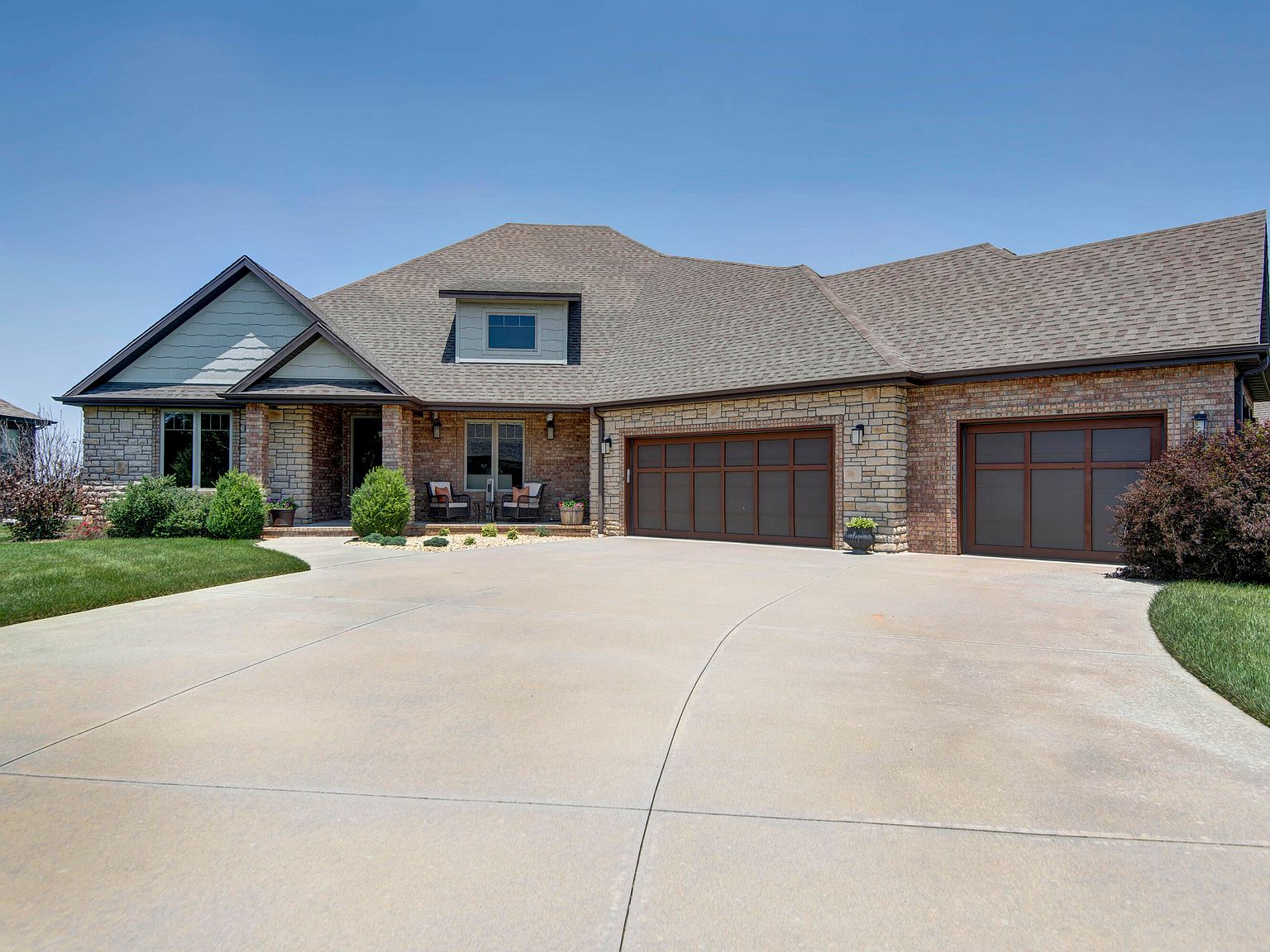 915 West Lorenza Drive, Nixa, MO 65714 Zillow