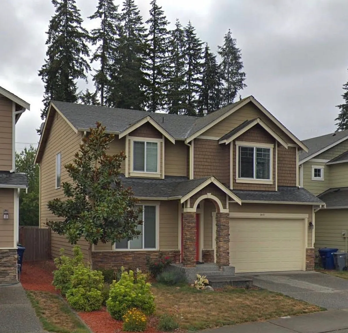 4 bed, 2.5 bath, 2393 sqft, $3,950 — Photo 1
