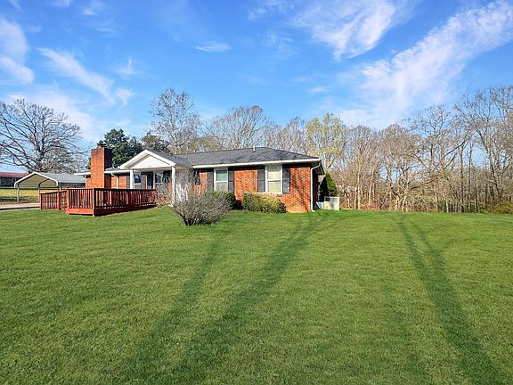 3rd image of 75 Towering Oaks Dr