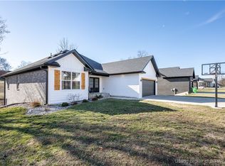 6020 Redberry Juniper Drive, Charlestown, IN 47111