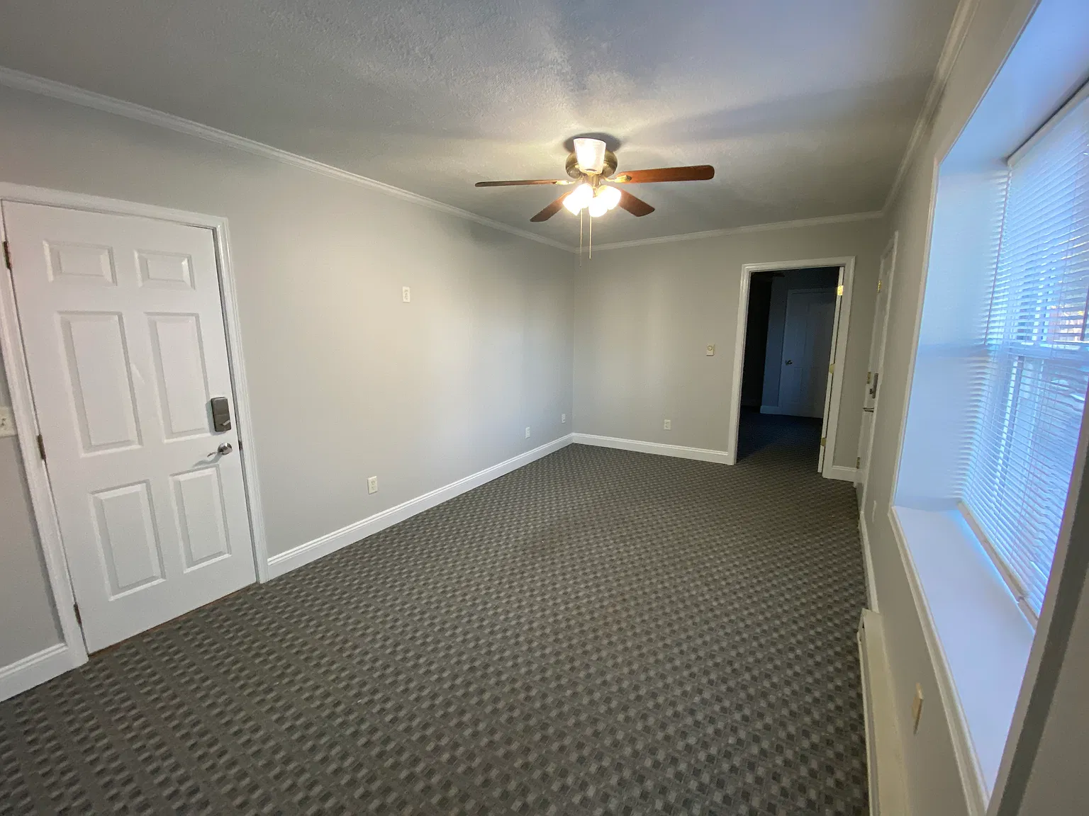 2 bed, $1,150 — Photo 3